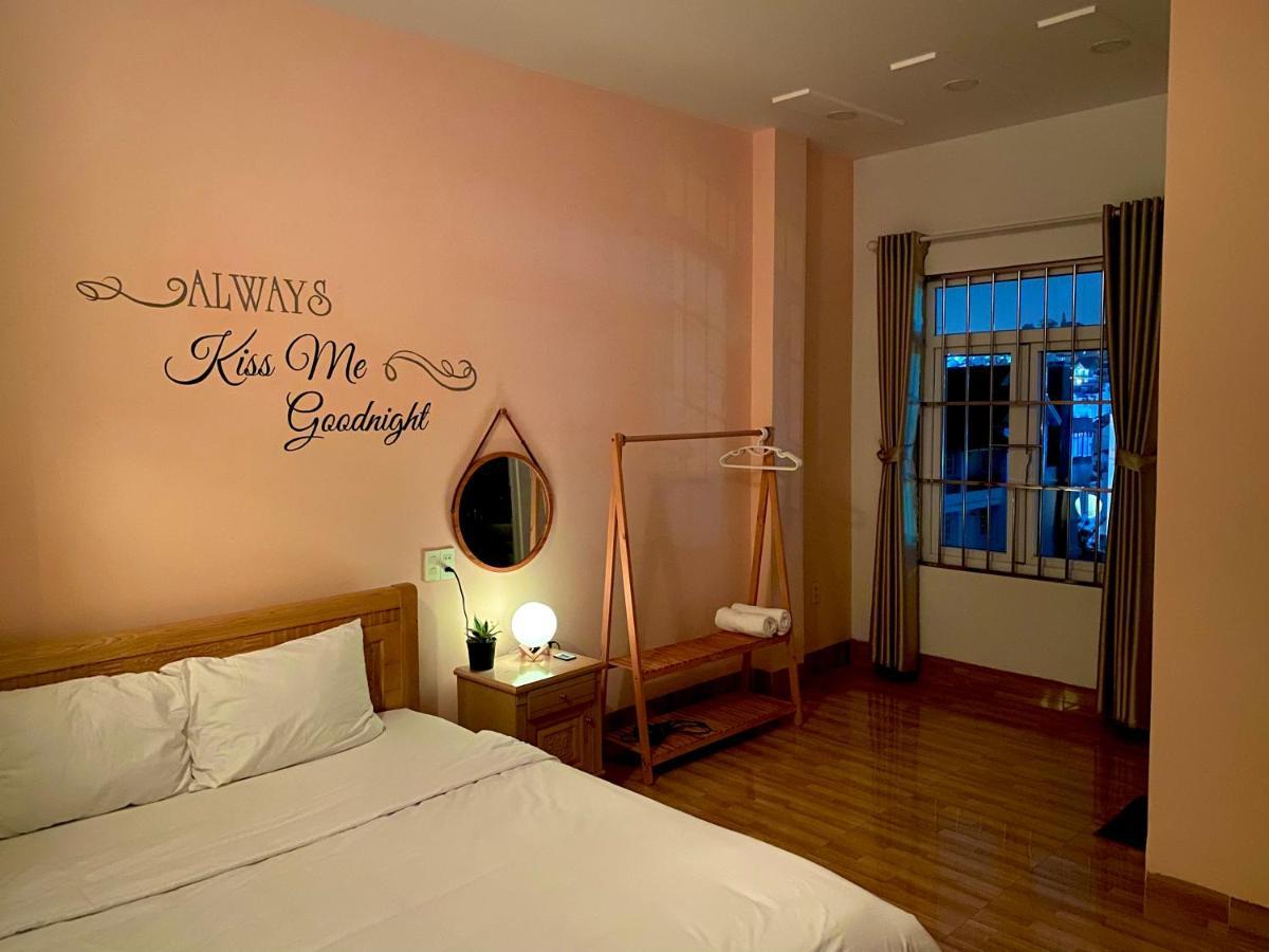 Mi Casa Homestay Да Лат Екстериор снимка